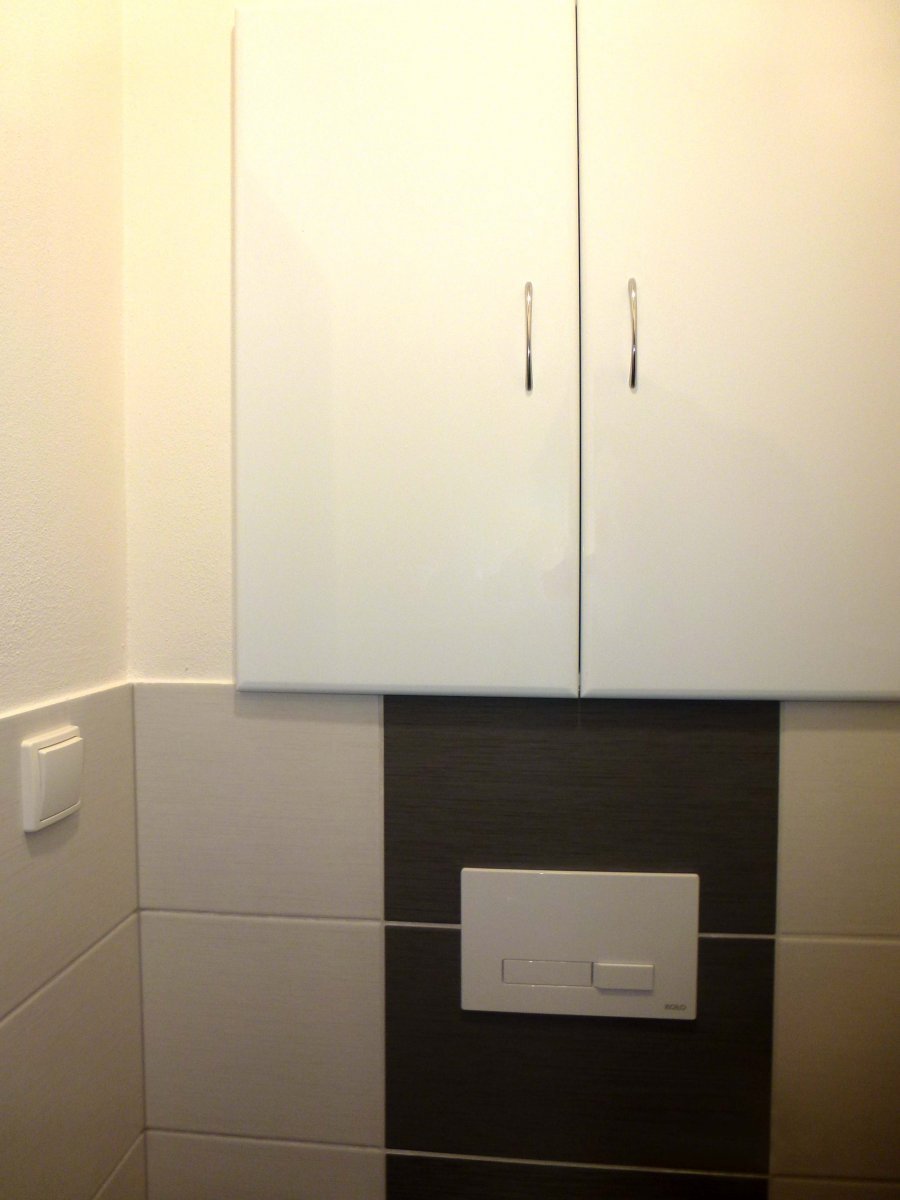 Rekonstrukce panelákové koupelny | Dvířka stupaček SAPHO 57900 | Koupelny-svitavy.cz