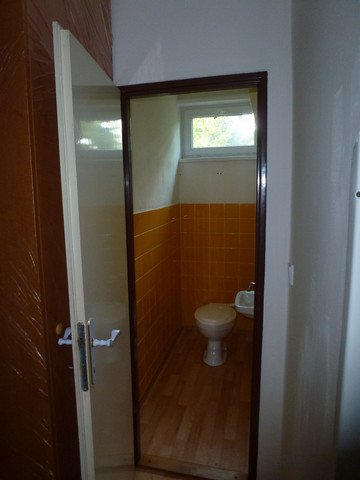Rekonstrukce koupelny - samostatné WC
