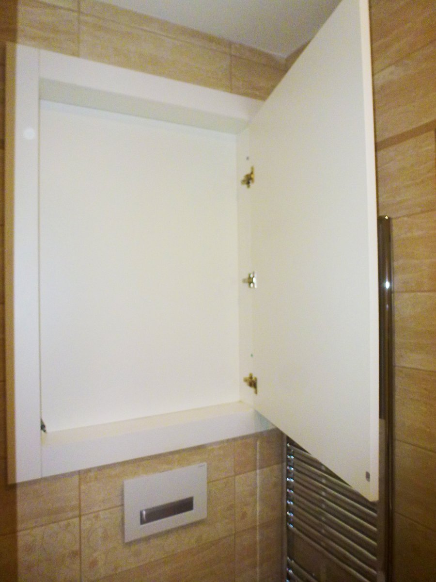 WC skříňka s plnými zády | Koupelny-svitavy.cz